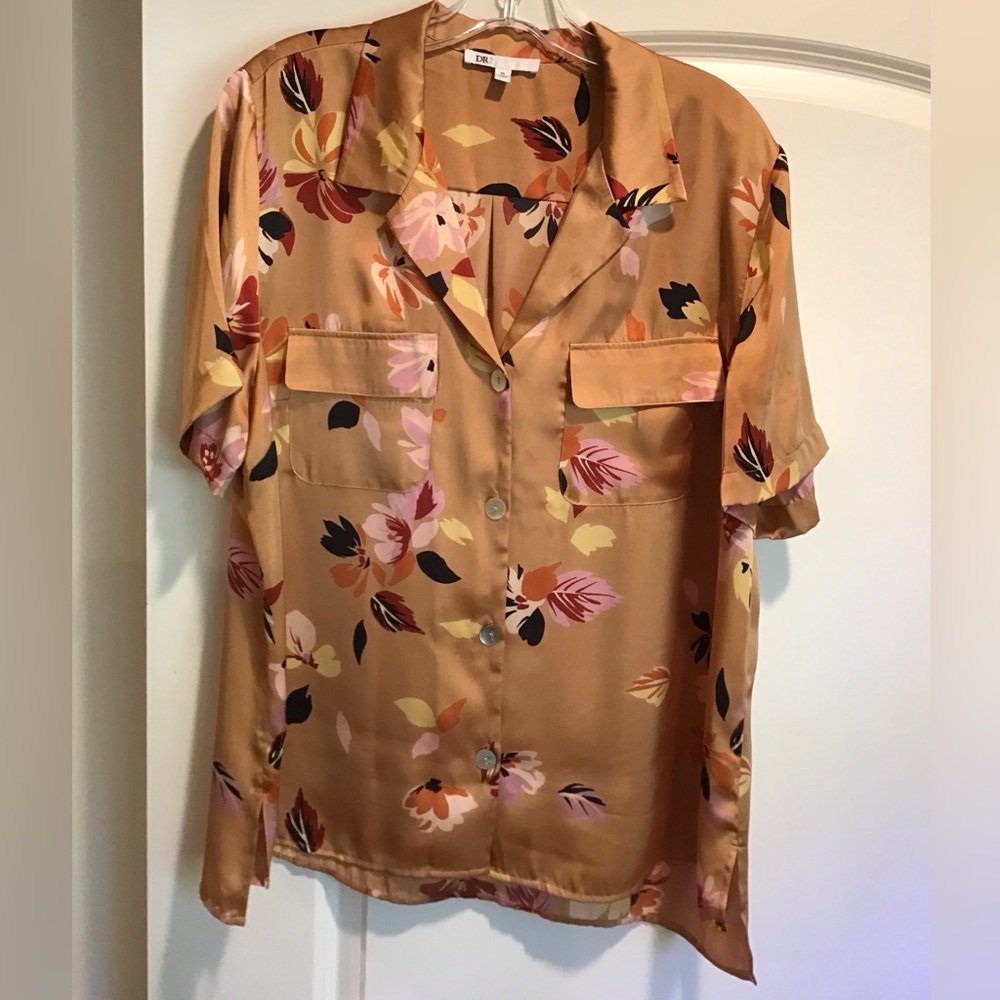 Pretty blouse